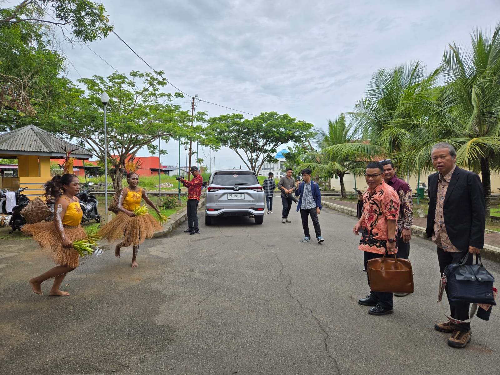 The speakers arrived at Universitas Musamus, Merauke